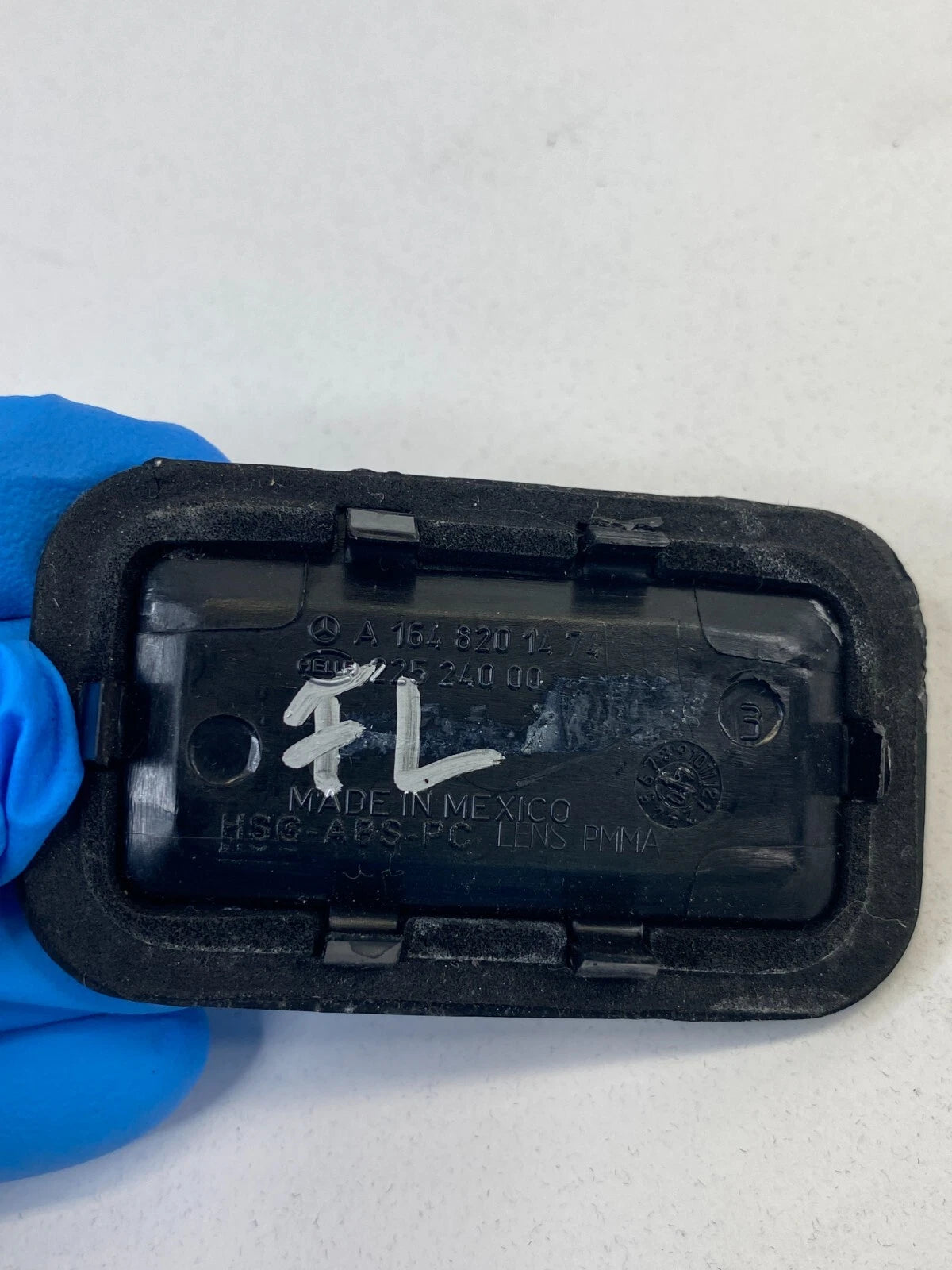 2010-2012 MERCEDES-BENZ R350 FRONT LEFT SIDE DOOR PANEL REFLECTOR 1648201474 OEM