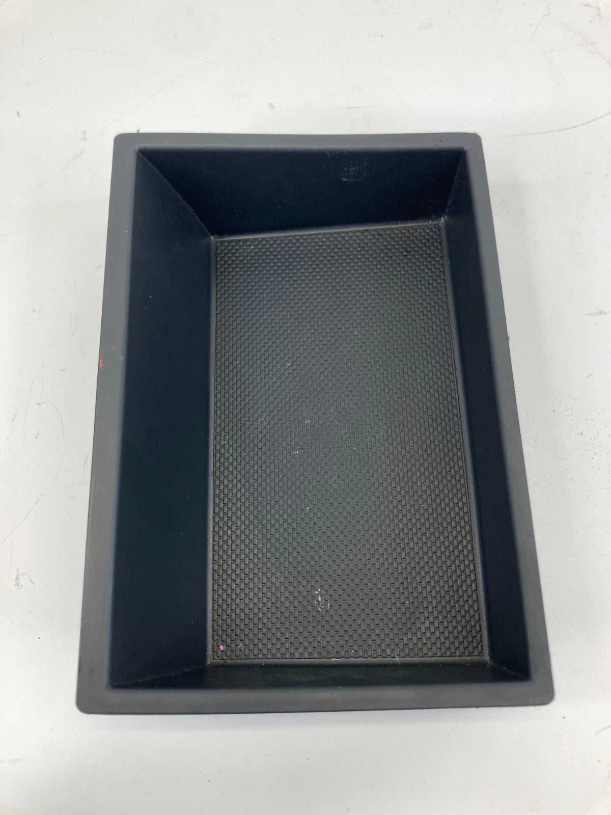 2013-2016 HYUNDAI SANTA FE CENTER CONSOLE STORAGE BOX TRAY ASSY 84655-2W100 OEM