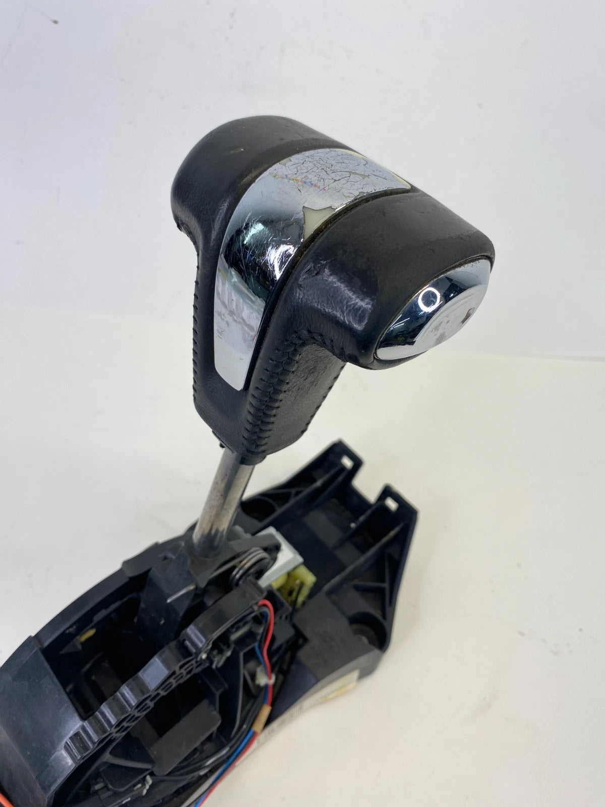 2010-2012 FORD TAURUS 3.5L AUTOMATIC FLOOR GEAR SHIFTER LEVER HANDLE ASSEMBLY