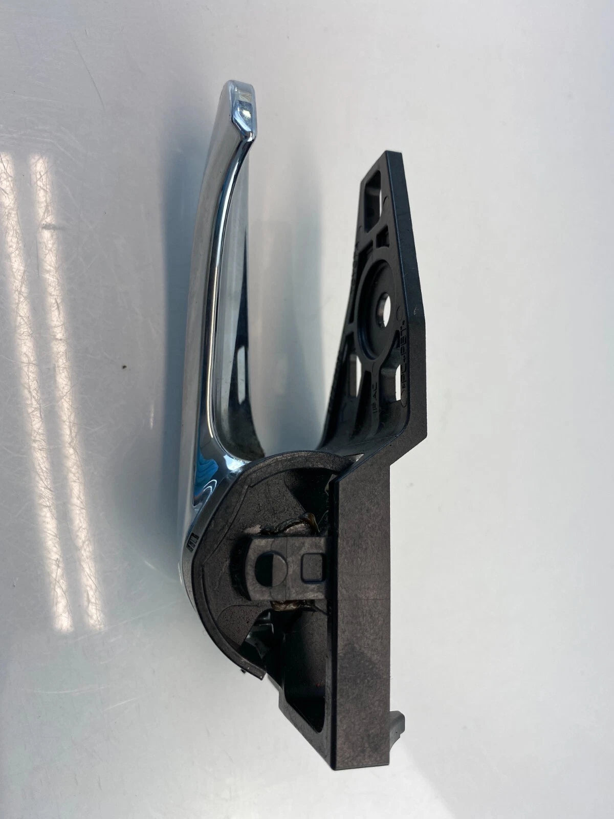 2007-2011 TOYOTA CAMRY REAR RIGHT SIDE INNER INTERIOR DOOR HANDLE 69273-06030