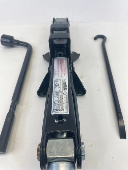 2013-2017 Hyundai Elantra GT Emergency Spare Tire Jack & Tool Lug Wrench Kit Set