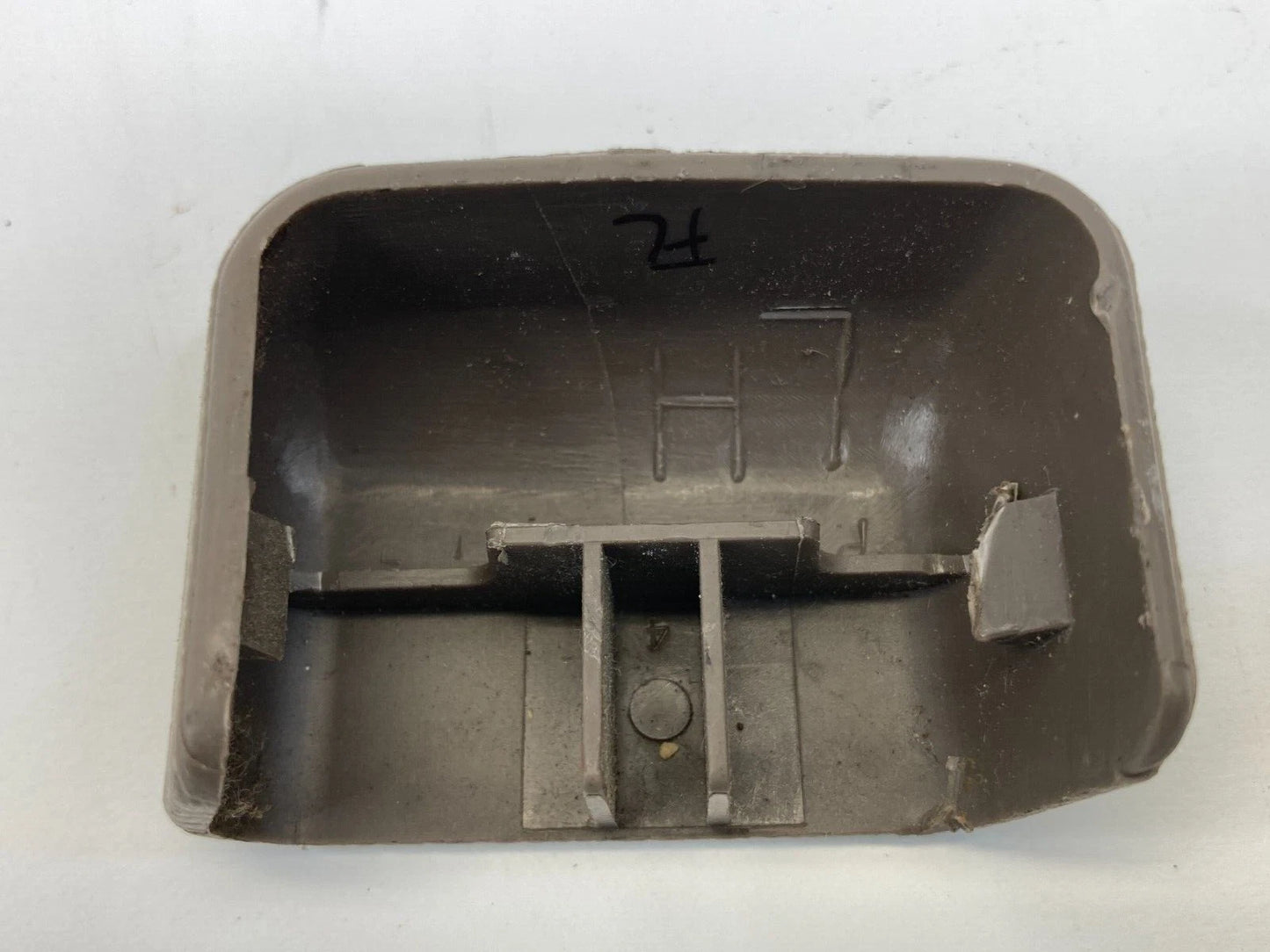 1996-2002 TOYOTA 4RUNNER FRONT LEFT SIDE TRACK END COVER TRIM CAP OEM