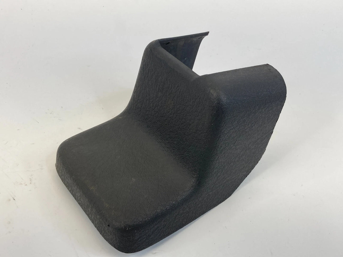 2004 FORD EXPLORER FRONT RIGHT FLOOR SEAT TRACK END COVER CAP 1L24-78622C68-AEW