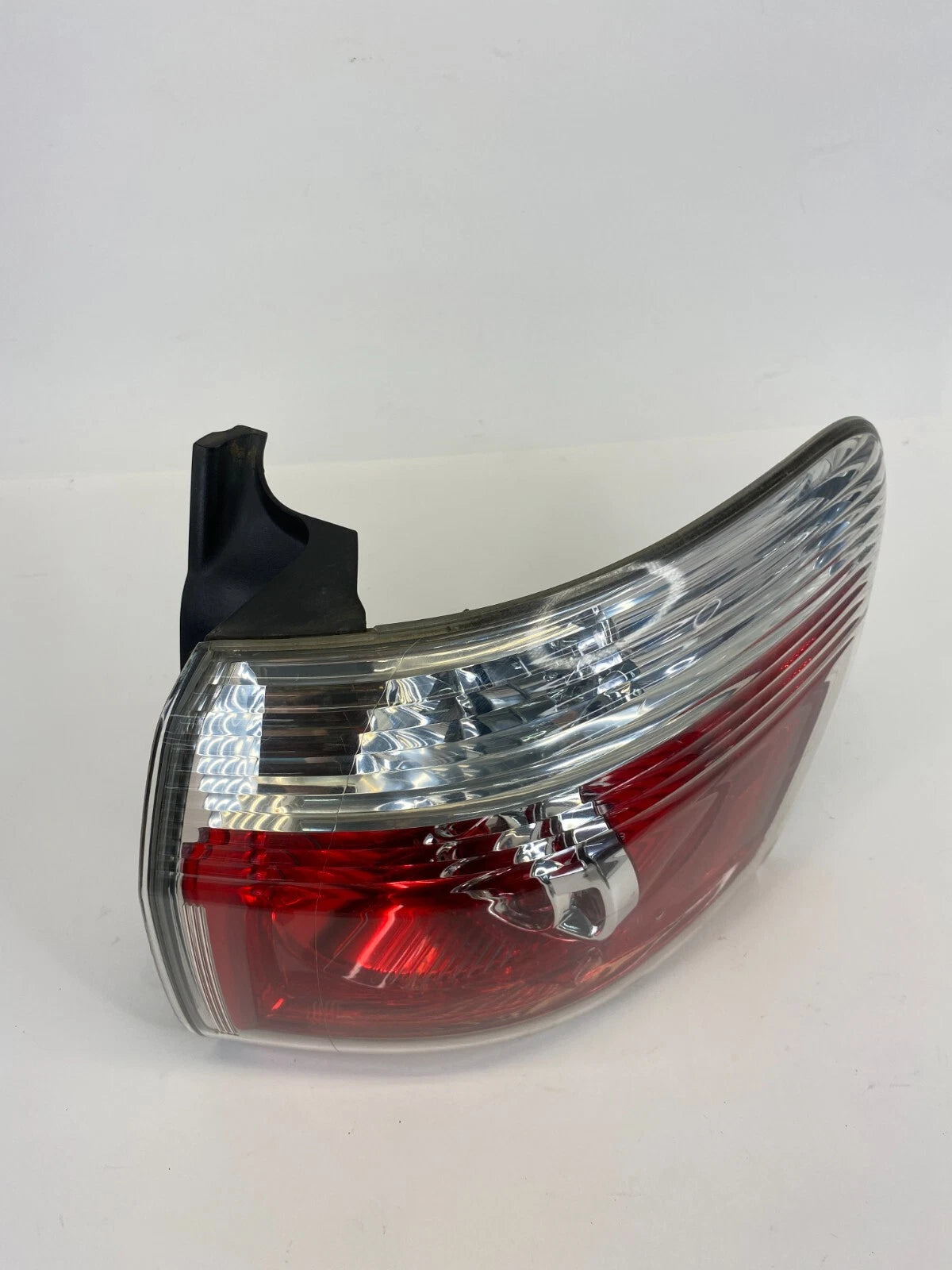 2007-2012 GMC ACADIA RIGHT SIDE TAIL LIGHT EXTERIOR TAILLIGHT LAMP 20912756 OEM