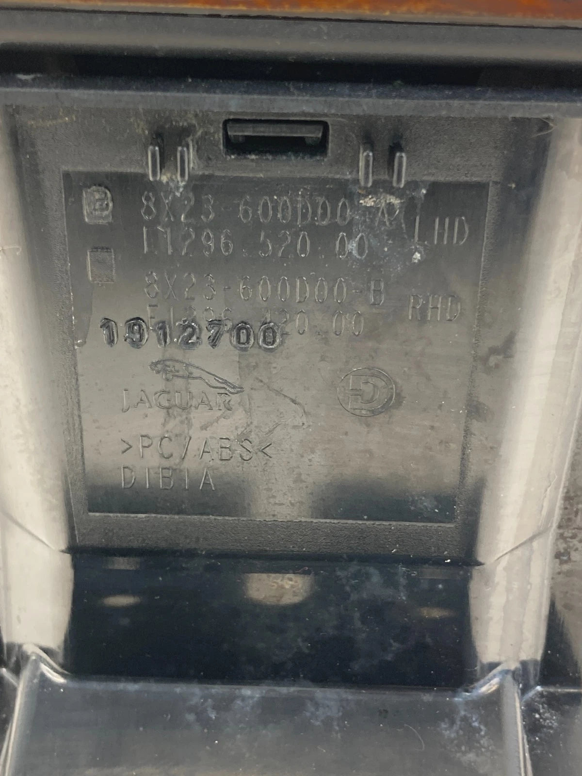 2009-2015 JAGUAR XF CENTER CONSOLE CUP HOLDER STORAGE WOOD TRIM 8X23600D00 OEM