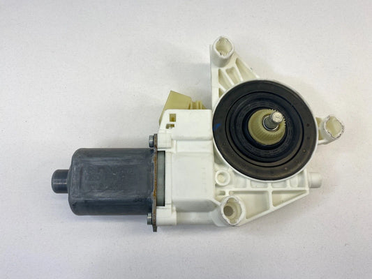 2006-2012 MERCEDES-BENZ R350 FRONT LEFT SIDE DOOR POWER WINDOW MOTOR 0130822273