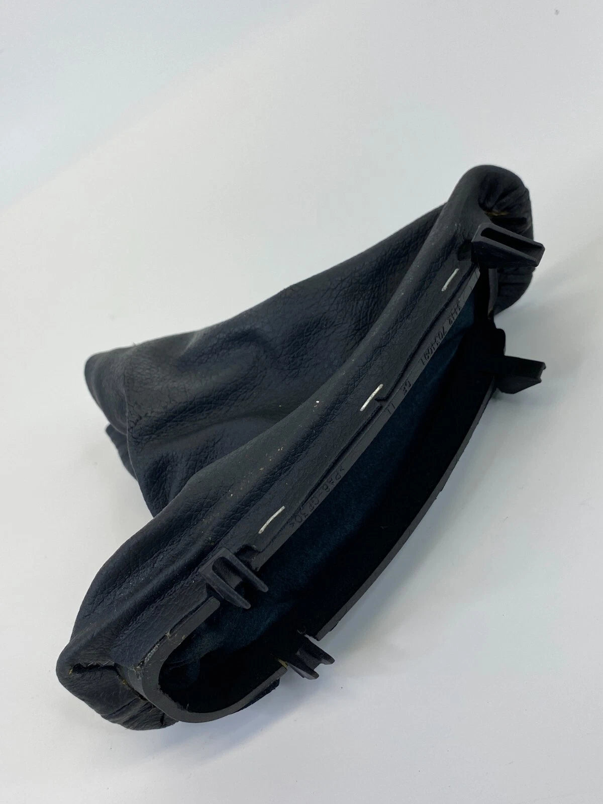 2009 2010 BMW 535IXDRIVE EMERGENCY PARKING BRAKE HANDLE BOOT COVER 34427034091