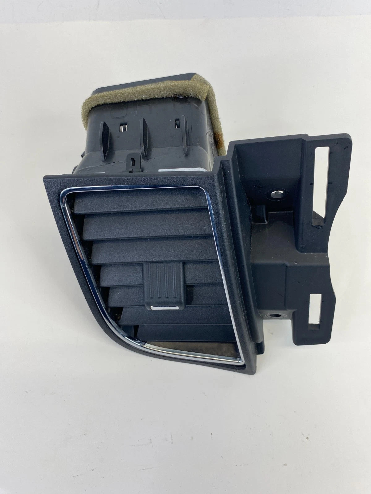 2010-2019 Ford Taurus Left Side Dash AC Air Vent Grille Outlet AG13-54046B31-A