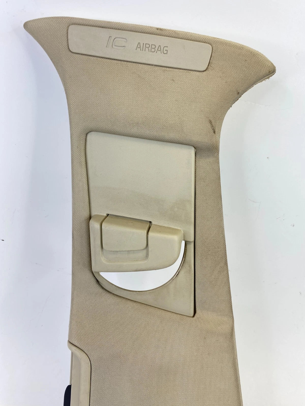 2012-2018 Volvo S60 Front Left Driver B-Pillar Seat Belt Cover Trim 31307138