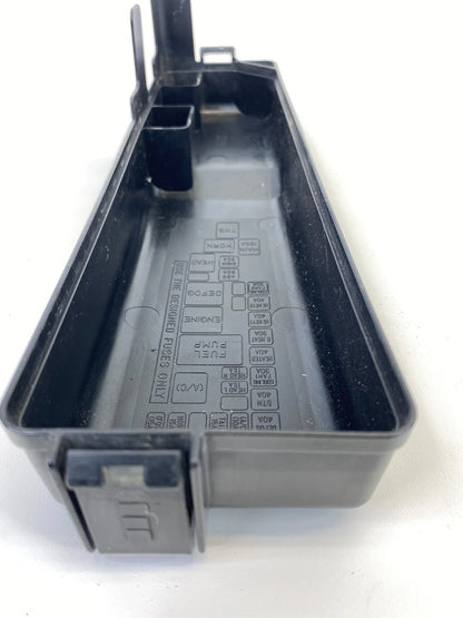 2001 2002 2003 MAZDA MPV ENGINE FUSE BOX RELAY MAIN LID COVER TOP CAP OEM