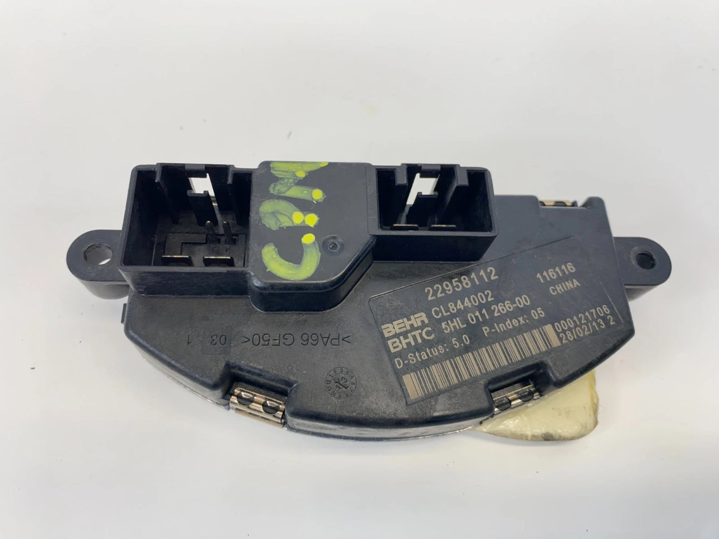 2013-2017 CHEVY TRAVERSE HVAC HEATER BLOWER MOTOR RESISTOR MODULE 22958112