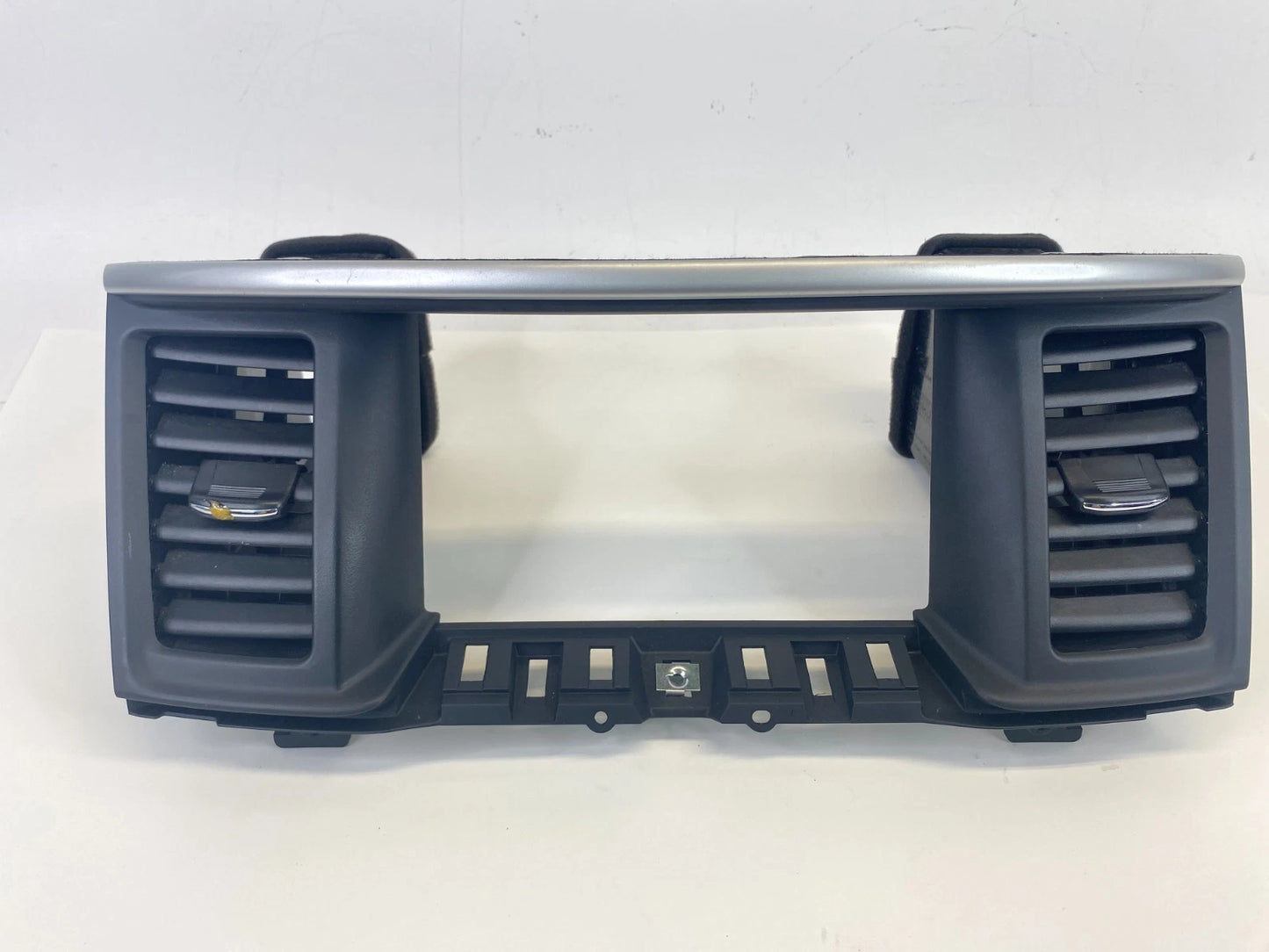 13-20 NISSAN PATHFINDER CENTER DASH RADIO BEZEL TRIM W/ AIR VENTS 682703KA0A OEM