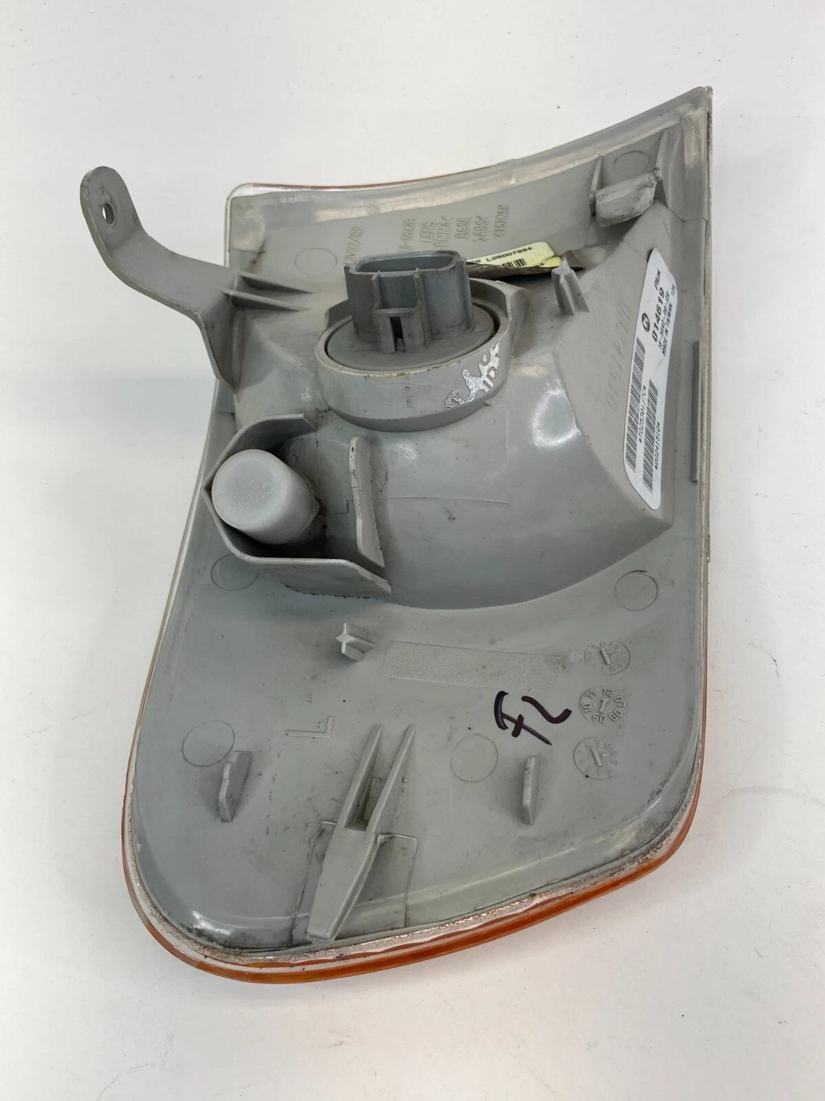 2001 2002 TOYOTA COROLLA FRONT LEFT DRIVER CORNER PARK TURN SIGNAL LIGHT LAMP