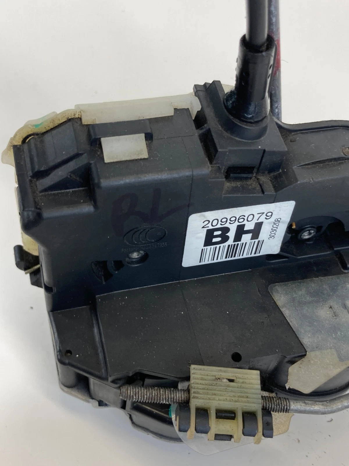 2010-2017 GMC TERRAIN REAR LEFT SIDE DOOR LOCK LATCH RELEASE ACTUATOR 20996079