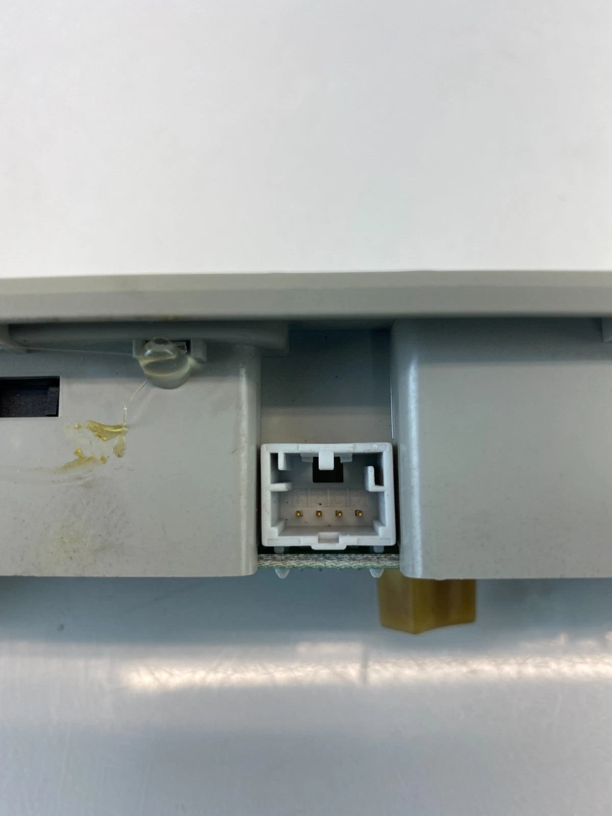 2007-2015 AUDI Q7 REAR DOME LIGHT OVERHEAD CONSOLE SUNROOF SWITCH PANEL OEM
