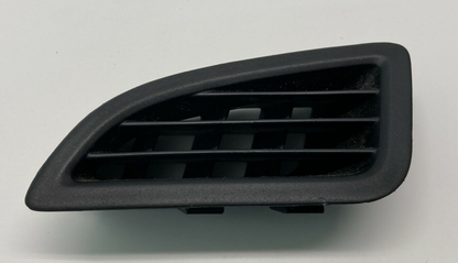 11-16 Hyundai Elantra Dash Front Right Vent Defroster Nozzle Grill 973953Y000