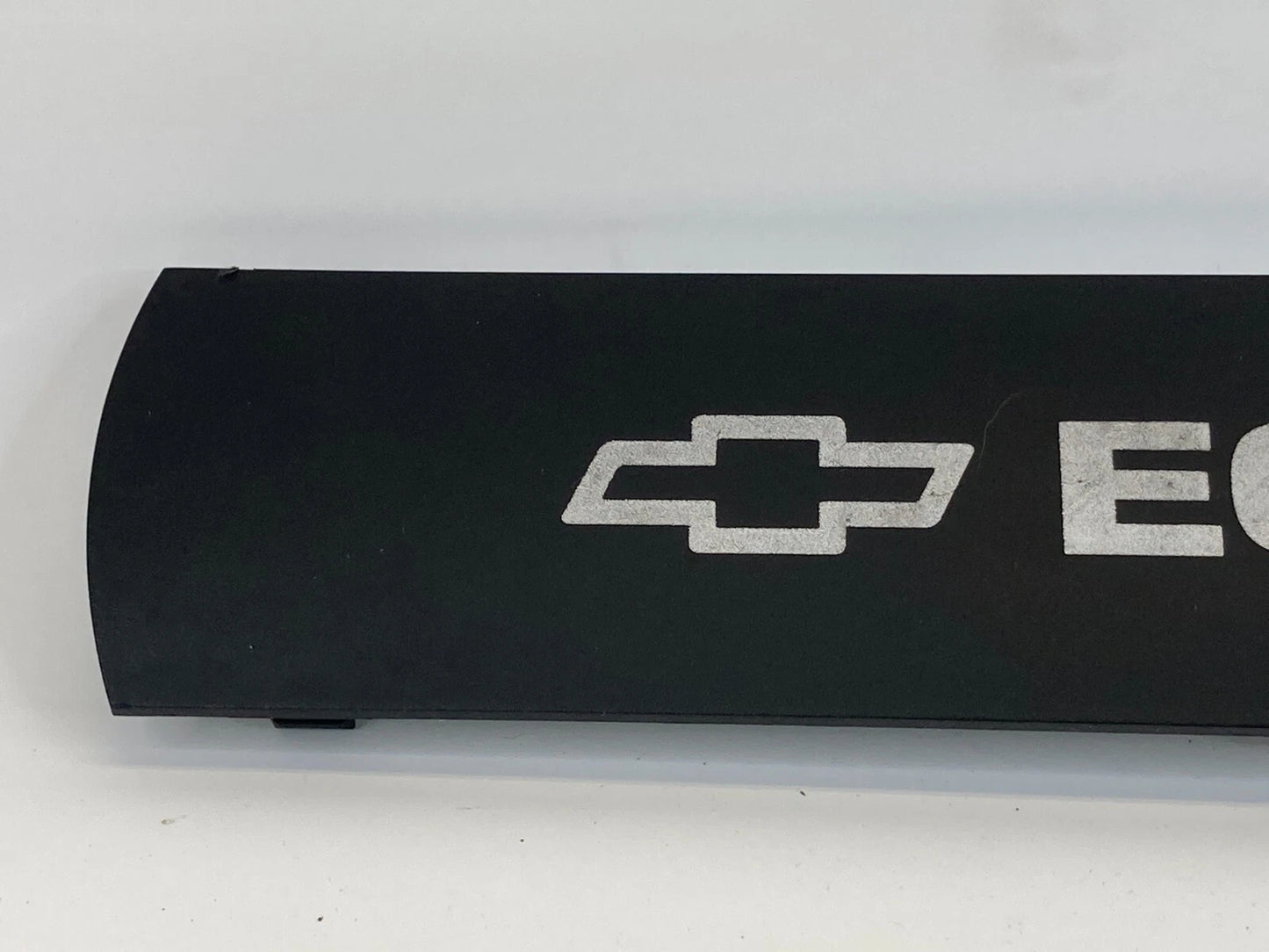 2012-2018 CHEVY SONIC 11-15 CRUZE 1.8L L4 ENGINE COVER EMBLEM TRIM 13103972 OEM