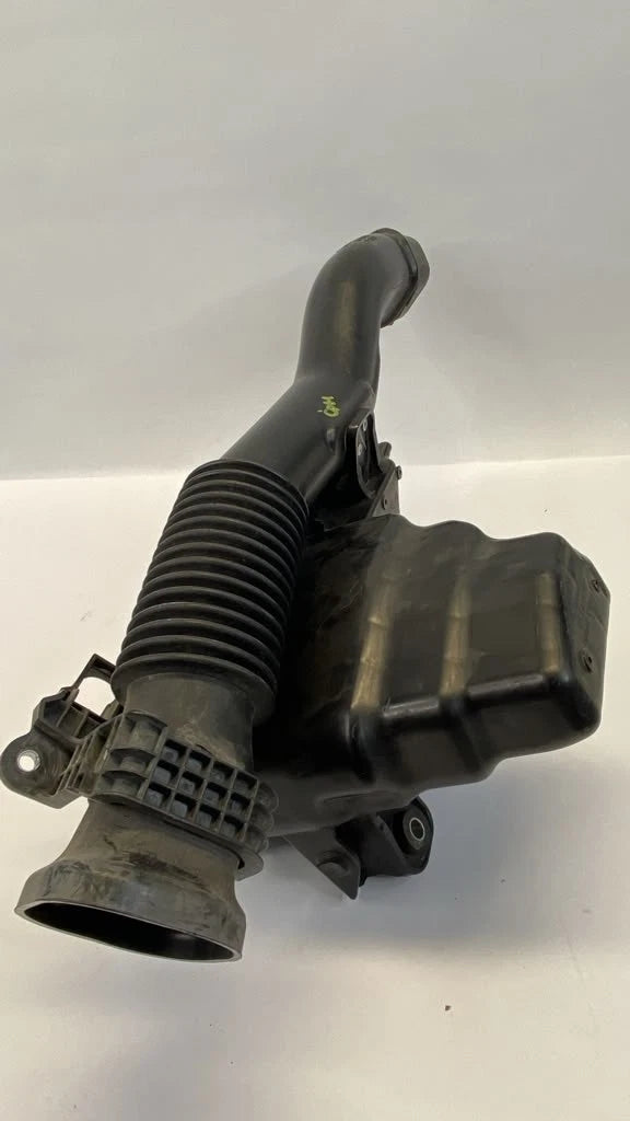 2010-2015 TOYOTA PRIUS 1.8L HYBRID AIR INTAKE RESONATOR BOX UNIT OEM 1775037010