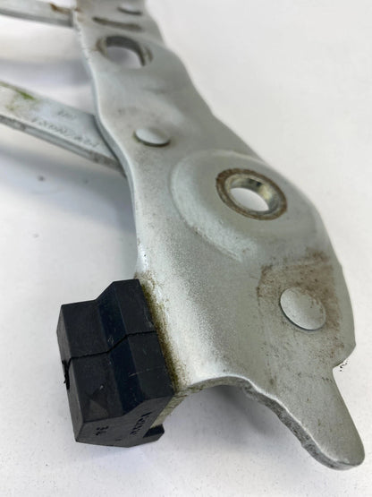 2001-2009 VOLVO S60 S 60 REAR RIGHT SIDE TRUNK TAILGATE TAIL GATE HINGE 30649609