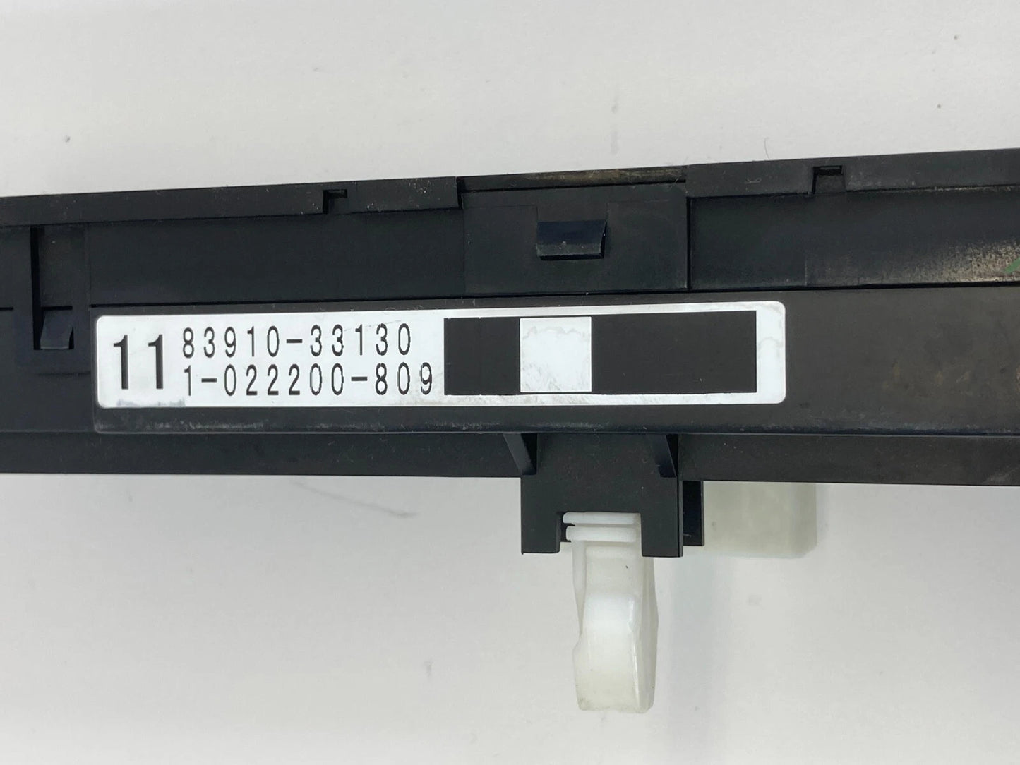 2004-2006 TOYOTA CAMRY DASH DIGITAL CLOCK DISPLAY SCREEM ASSEMBLY 8391033130 OEM