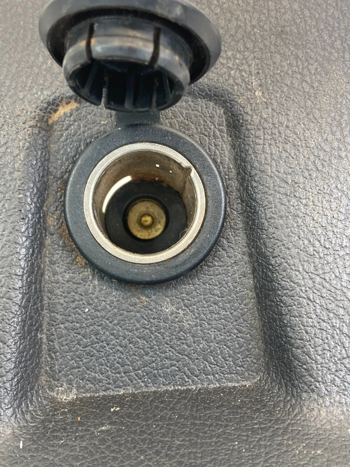 2012-2014 FORD FOCUS REAR POWER OUTLET SOCKET PANEL TRIM BEZEL BM51-A043B63 OEM