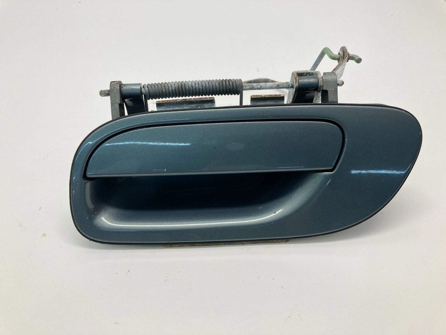 2001-2009 VOLVO S60 REAR LEFT SIDE OUTER EXTERIOR DOOR HANDLE ASSEMBLY 9159639