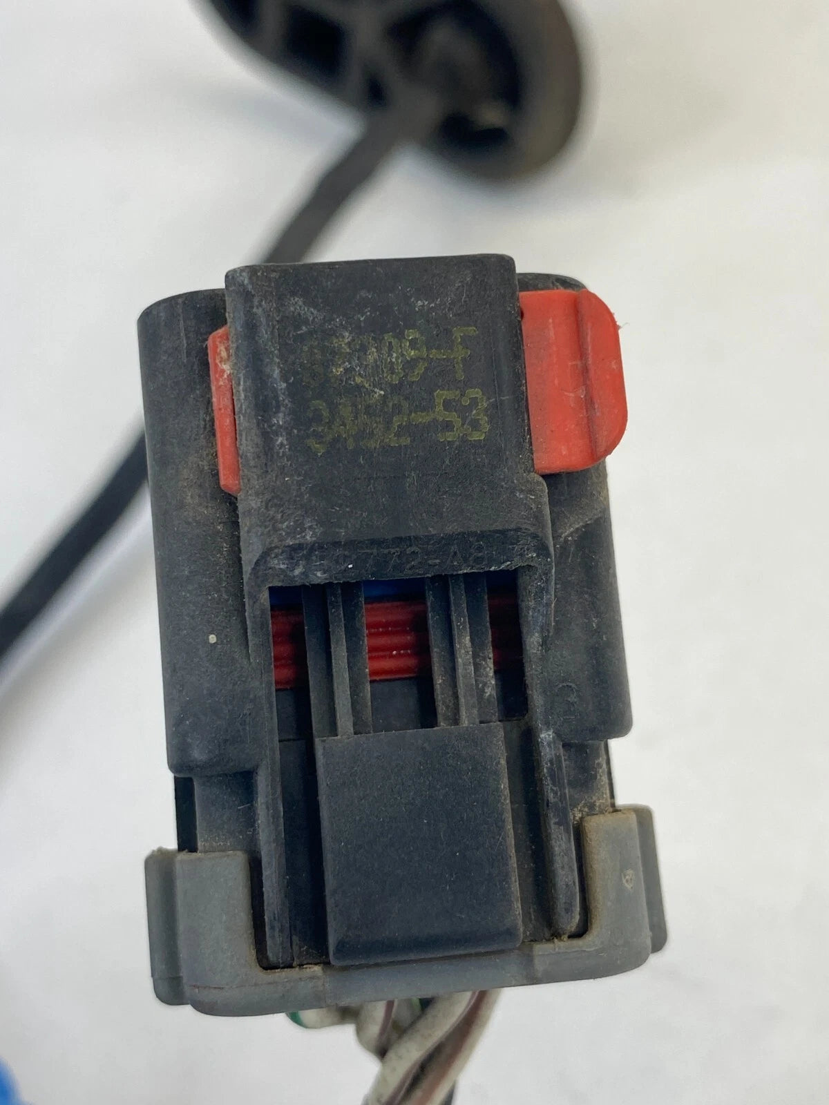 2003 DODGE GRAND CARAVAN LEFT TAILLIGHT WIRE WIRING HARNESS CONNECTOR 7035-2356