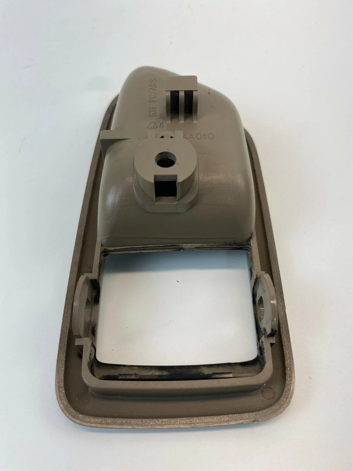 97-01 TOYOTA CAMRY REAR RIGHT INTERIOR DOOR HANDLE BEZEL TRIM 69277-AA010 OEM
