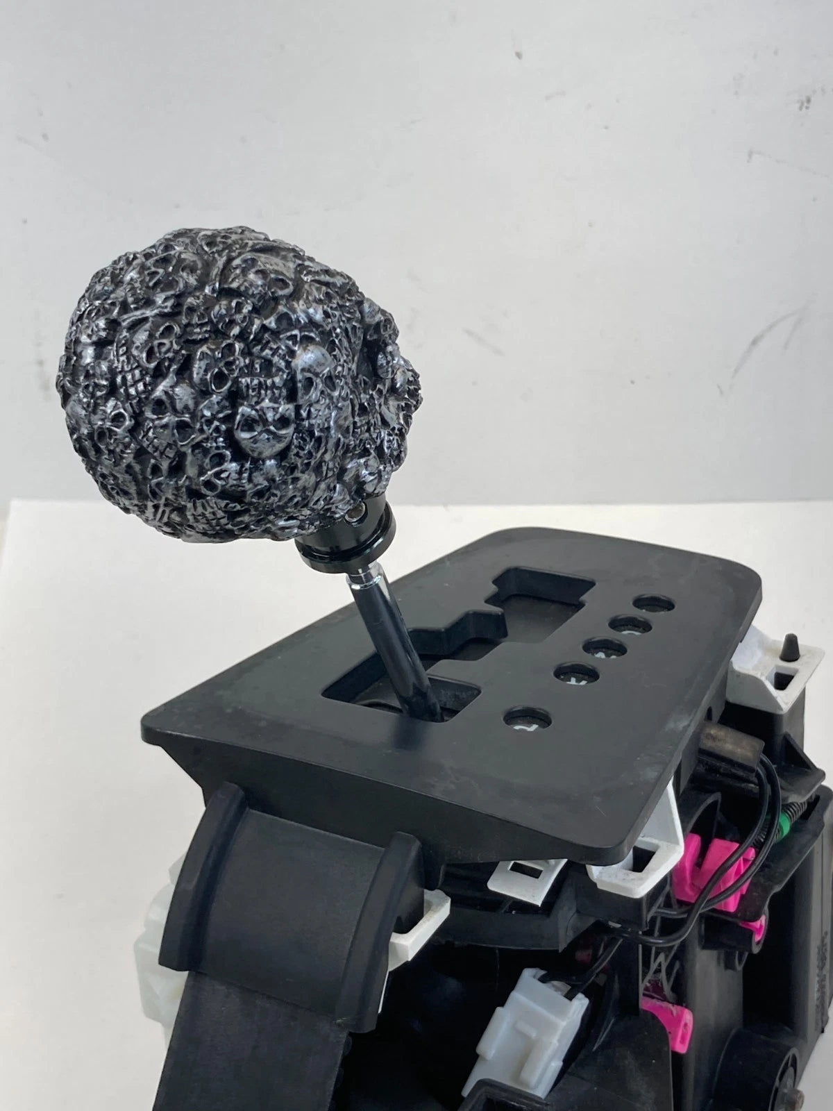 2011-2014 CHRYSLER 200 AUTOMATIC TRANSMISSION SHIFTER LEVER HANDLE ASSEMBLY