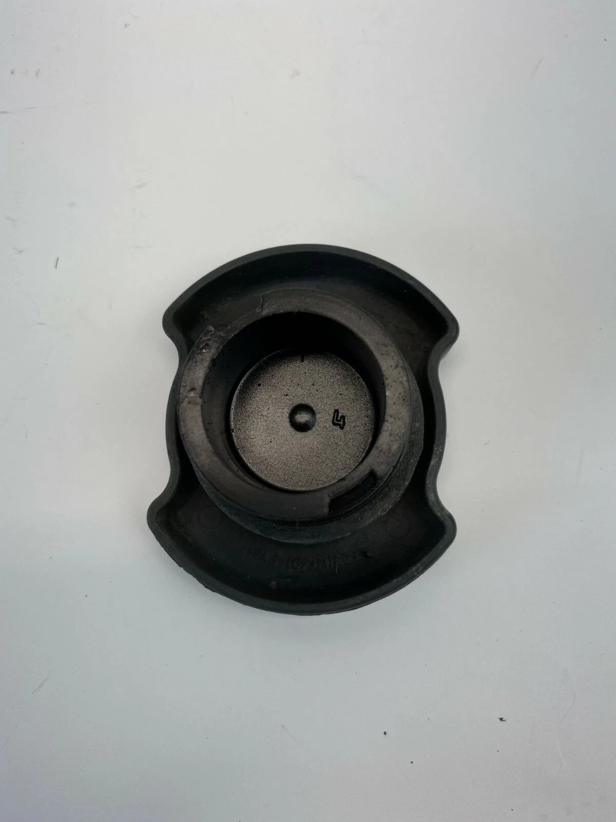 05-07 FORD FREESTYLE 06-12 FUSION 3.0L V6 DOHC 24V ENGINE OIL FILLER FLUID CAP