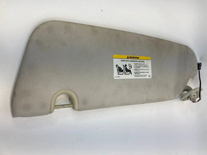 08-10 GRAND CARAVEN TOWN & COUNTRY RIGHT PASSENGER SUNVISOR SUN VISOR W/ LIGHT