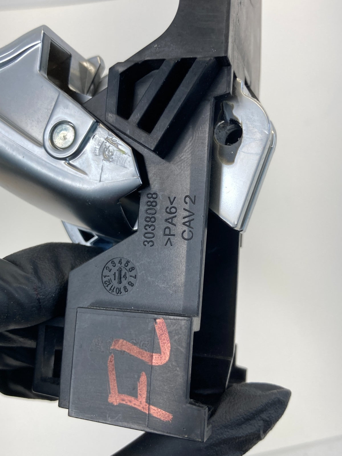 2015-2017 Chrysler 200 Front Left Driver Side Interior Inner Door Handle 3038088