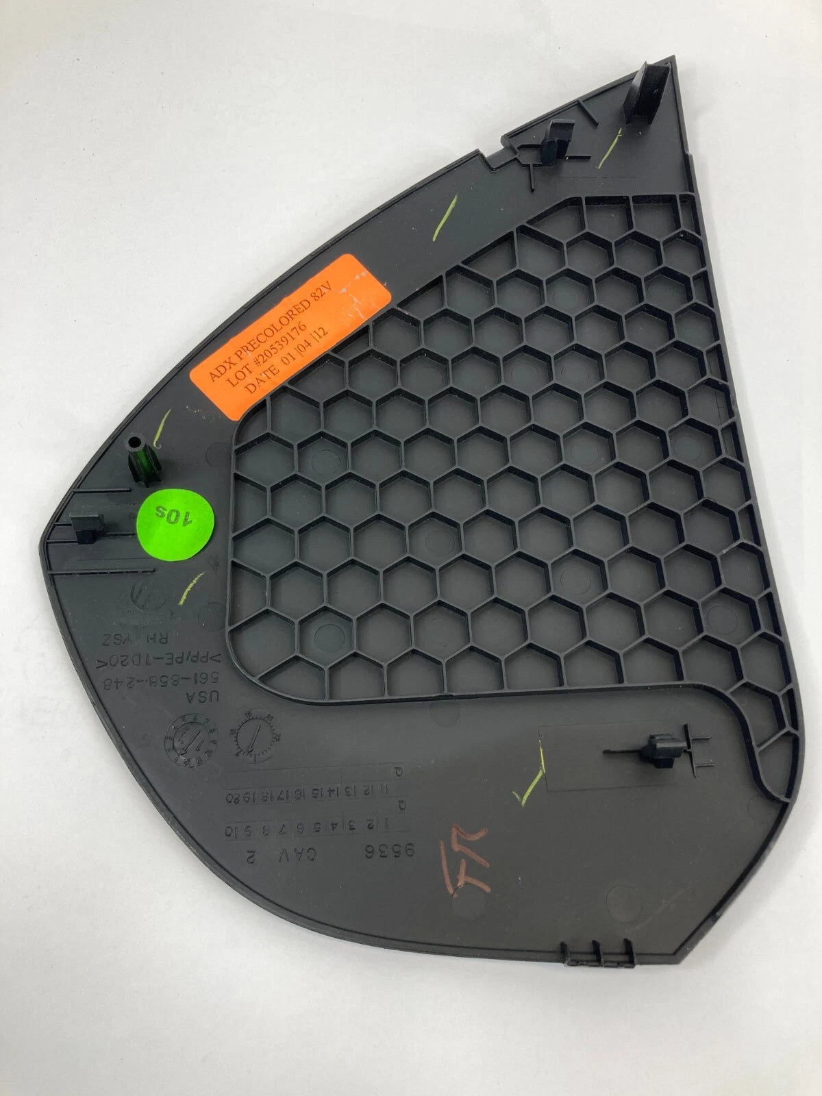 2012-2019 VOLKSWAGEN PASSAT DASH RIGHT SIDE END CAP TRIM PANEL COVER 561858248