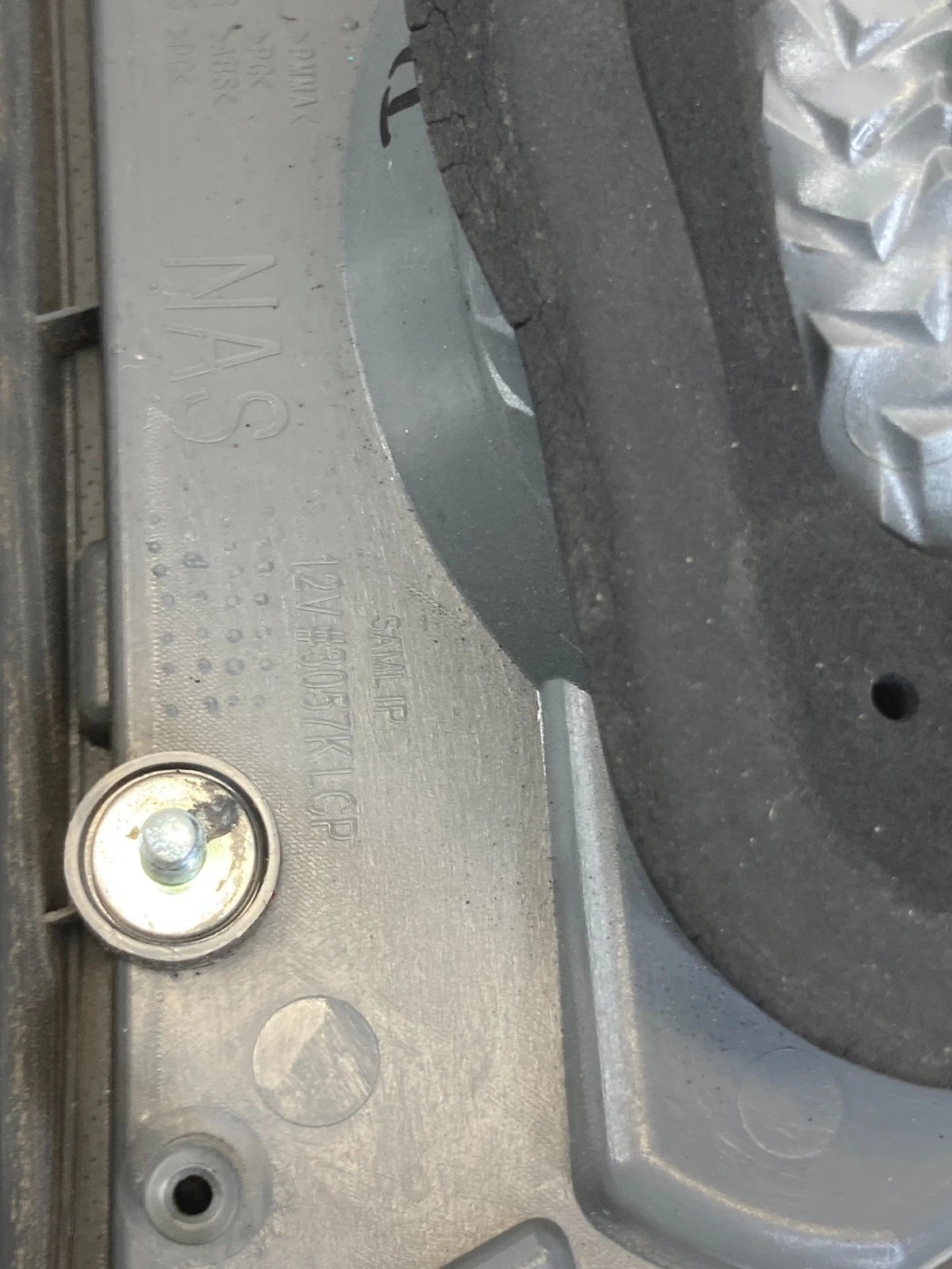 2011-2016 CHEVROLET CHEVY CRUZE LEFT TRUNK TAIL LIGHT INNER TAILLIGHT LAMP