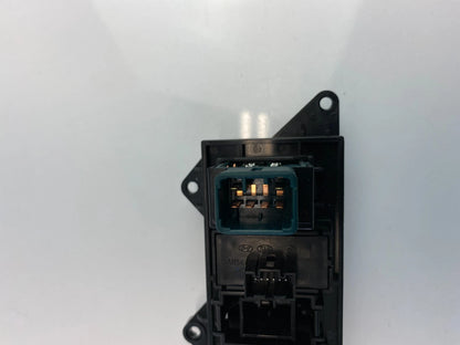 2011-2013 HYUNDAI ELANTRA DASH LEFT ACTIVE ECO LIGHT TRACTION CONTROL SWITCH OEM