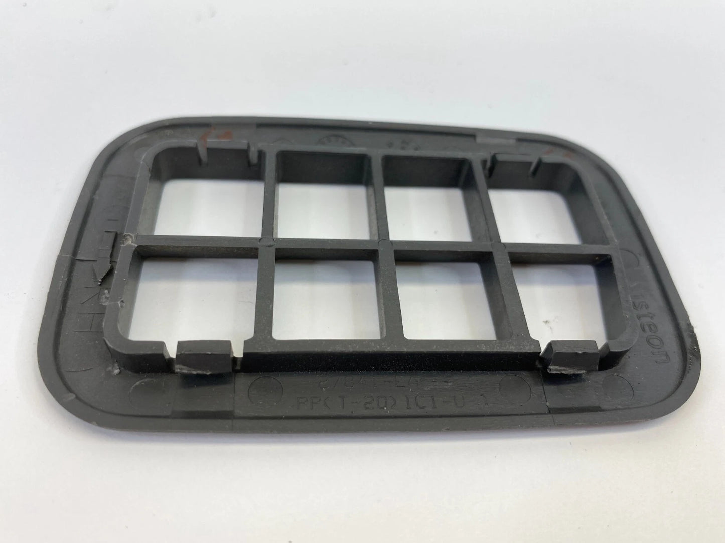 2005-2015 NISSAN XTERRA FRONT RIGHT DASH AIR VENT DEFROST GRILLE 27841EA OEM