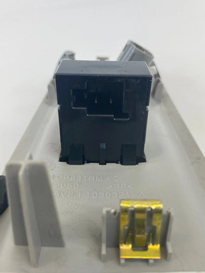 2009-2014 VOLKSWAGEN ROUTAN REAR SIDE QUARTER PANEL POWER OUTLET INVERTER BEZEL