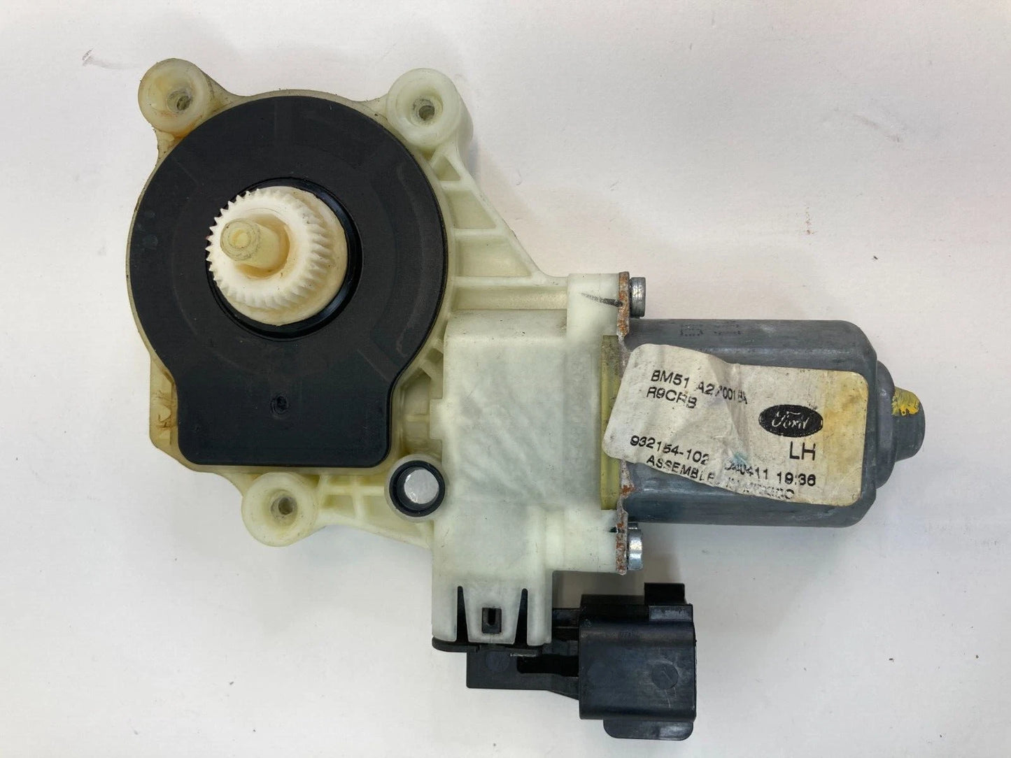 2012-2018 FORD FOCUS SEDAN REAR LEFT BACK DOOR WINDOW MOTOR BM51A27001BA 6 PINS