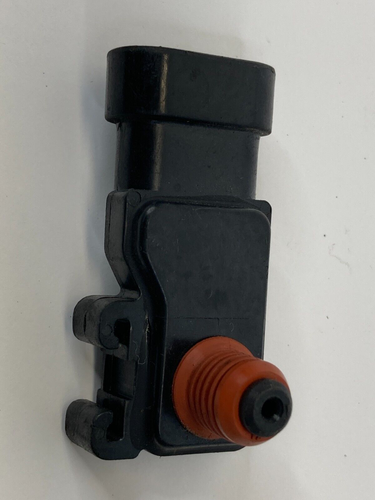 2004-2008 Chevrolet Colorado Fuel Tank Pressure Sensor EVAP Sensor OEM