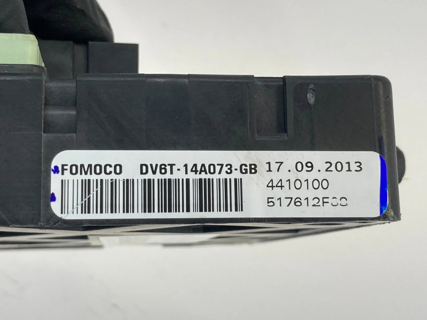 2014-2018 FORD FOCUS 2.0L L4 BODY CONTROL MODULE FUSE BOX DV6T-14A073-GB OEM