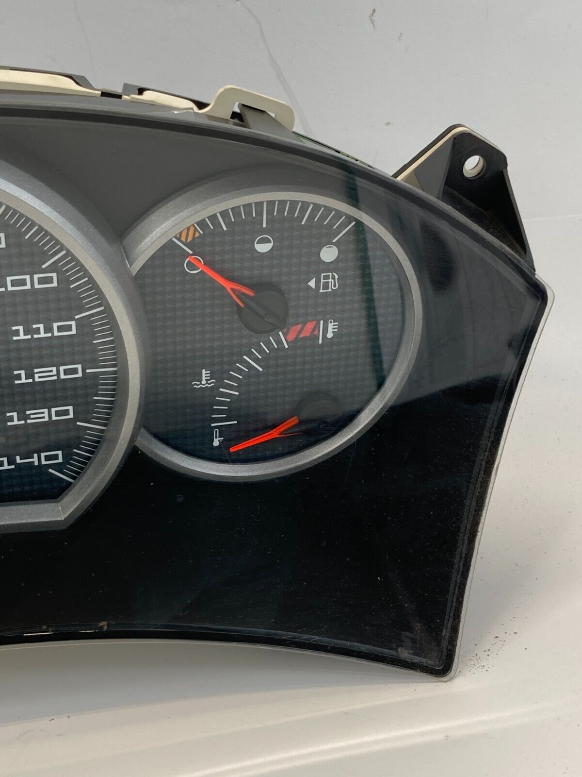 2004 2005 Pontiac Grand A/T Prix Instrument Cluster Speedometer Gauges 185.136K