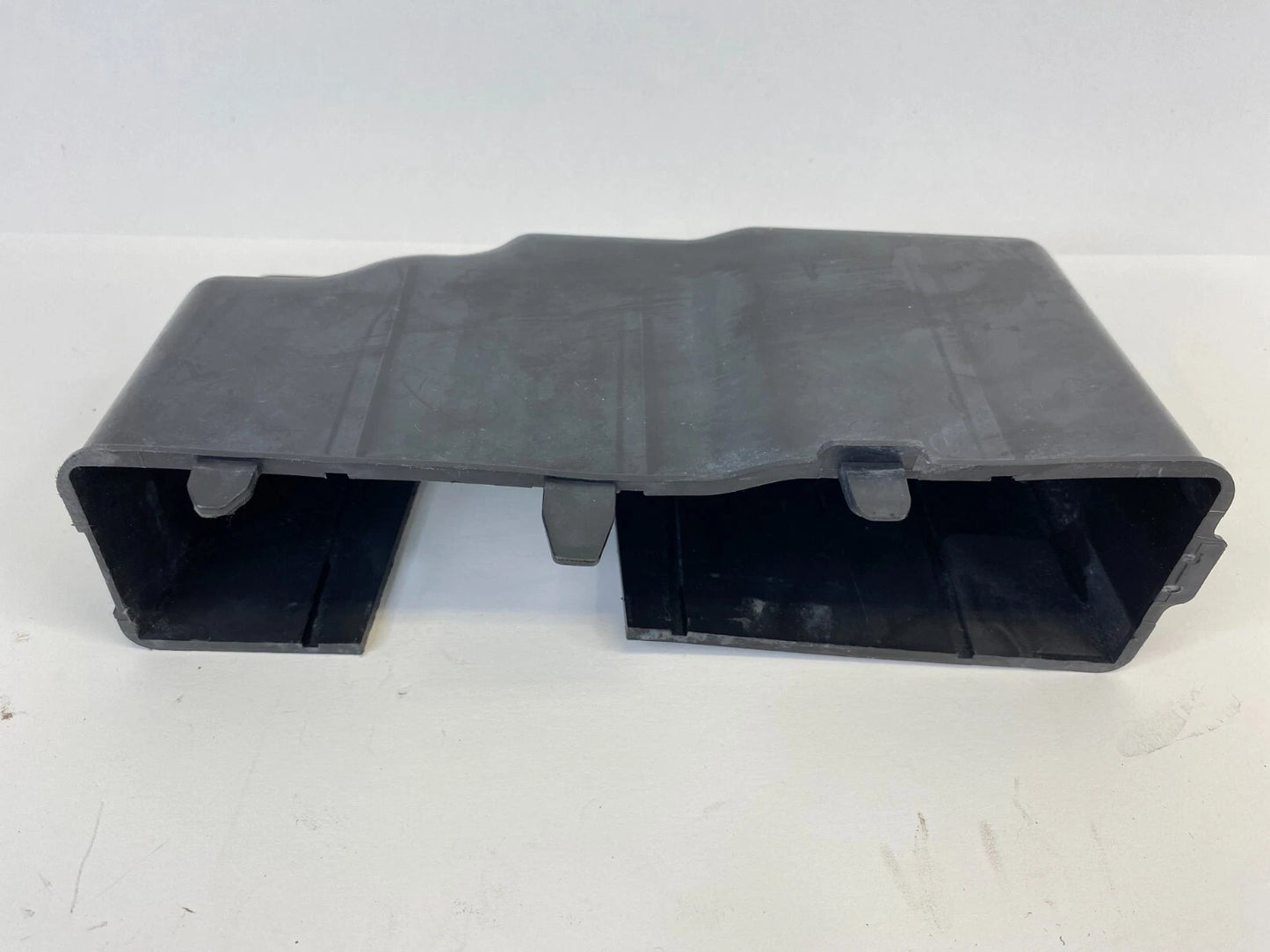 2004-2013 MAZDA 3 MAZDA3 BATTERY BOX LOWER SIDE COVER PANEL LF5018593 OEM
