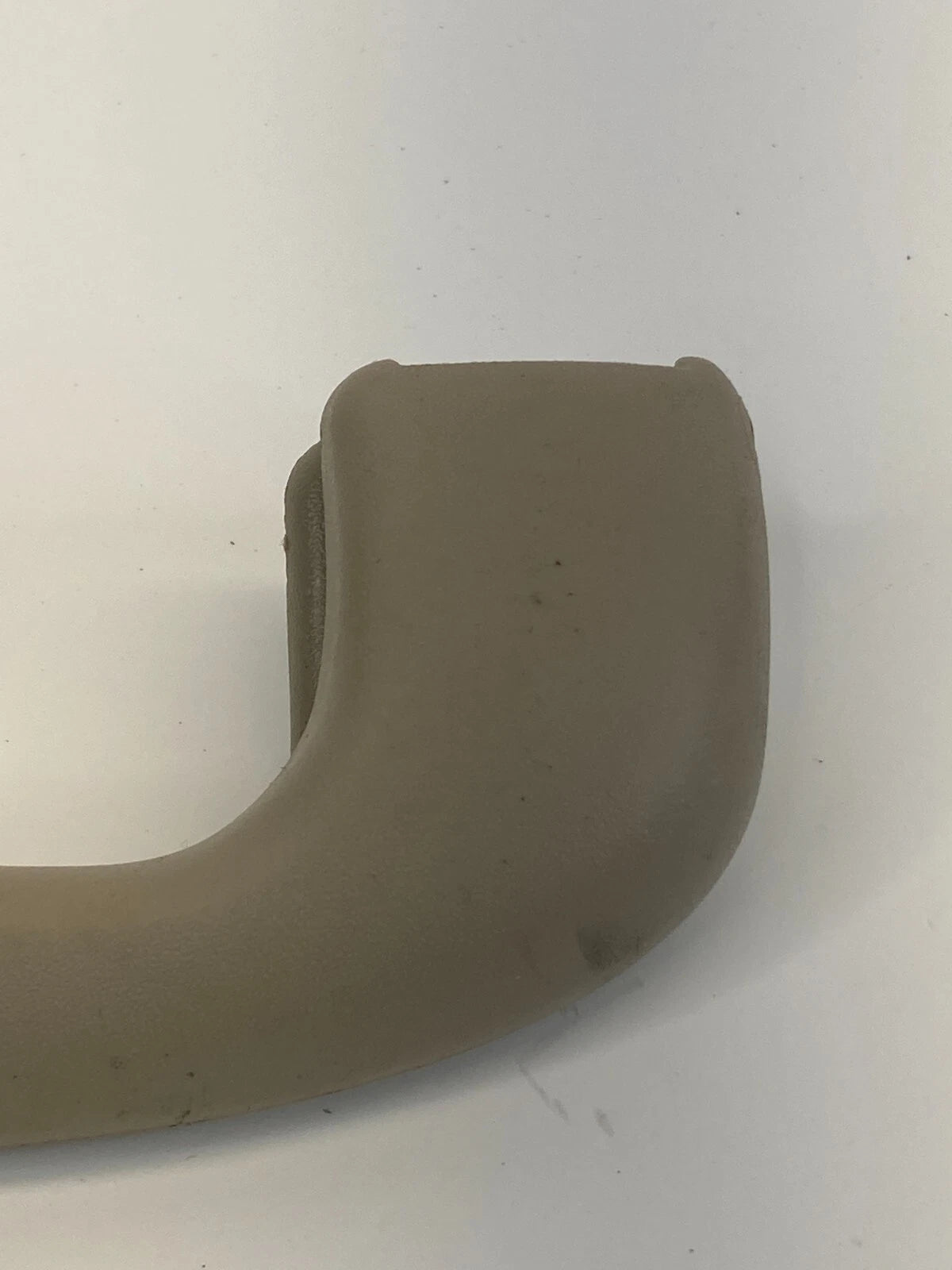 2011-2017 BUICK REGAL REAR RIGHT SIDE INTERIOR ROOF GRIP GRAB ASSIST HANDLE ASSY