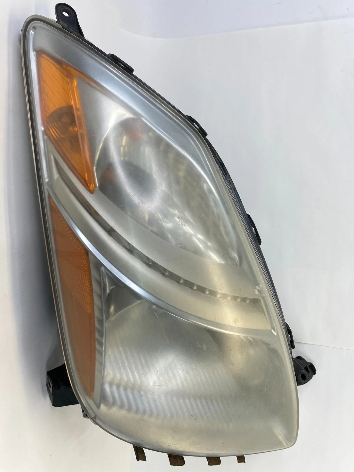 2006-2009 TOYOTA PRIUS RIGHT PASSENGER RH SIDE HEADLIGHT HALOGEN HEADLAMP OEM