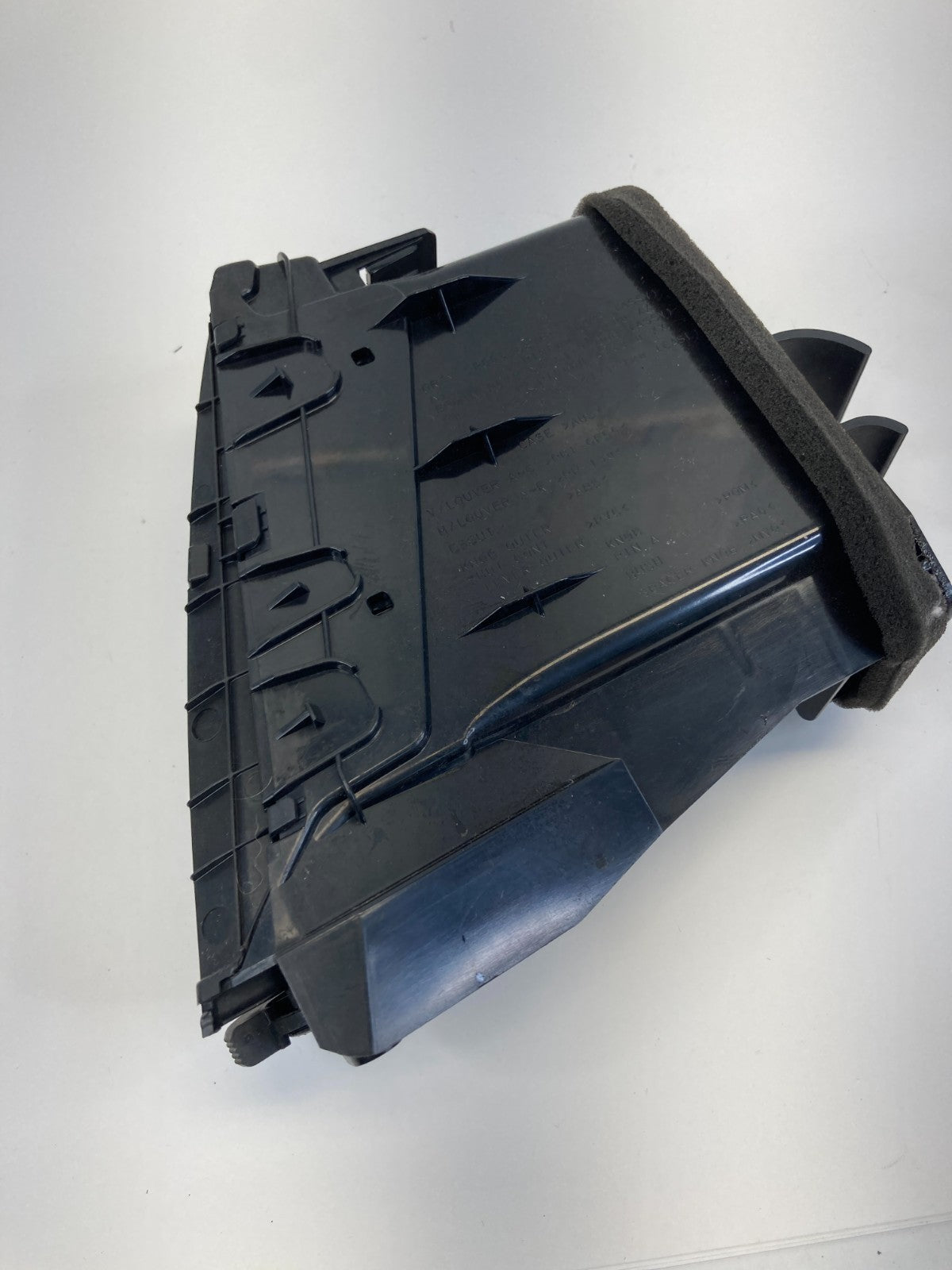 2007 2008 Infiniti G35 Center Dash A/C Air Vent Grill Grille Set Pair OEM