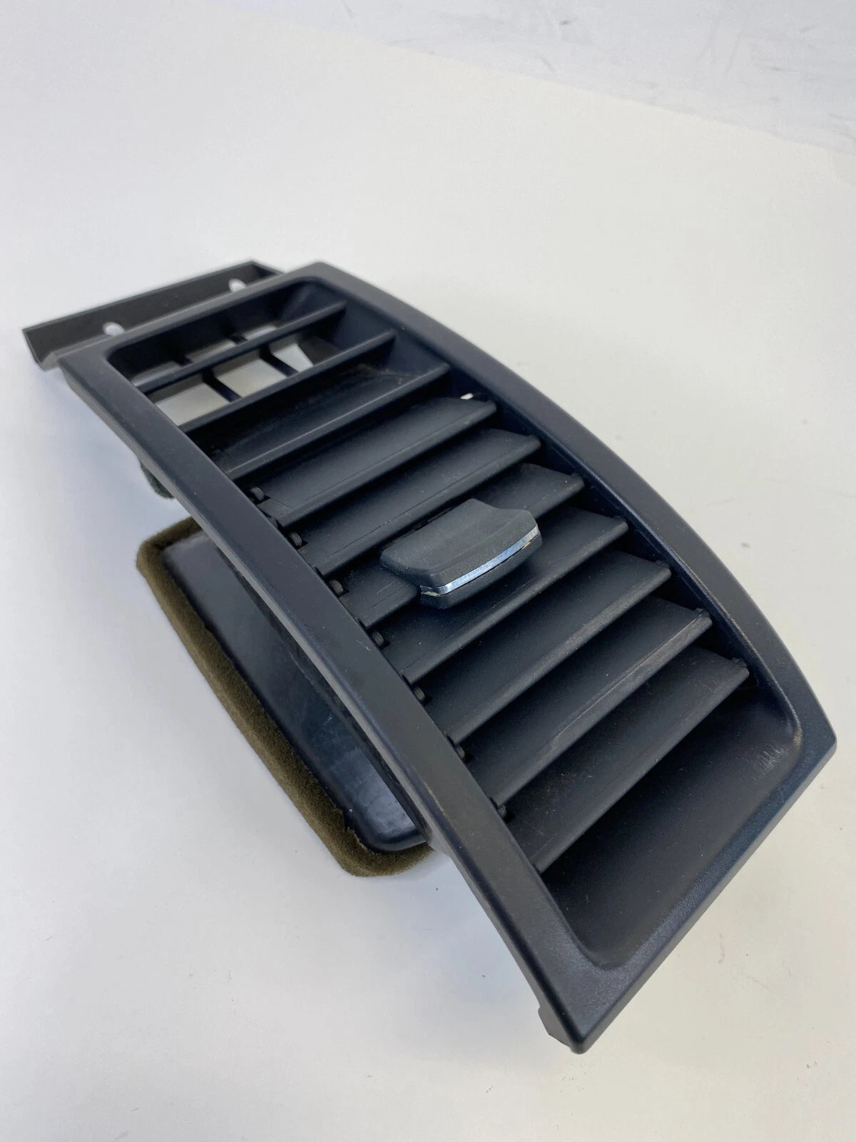 2007-2012 MITSUBISHI GALANT FRONT RIGHT PASSENGER DASH AC AIR VENT GRILLE OEM