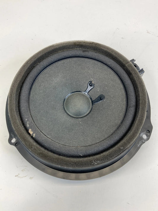 2013-2019 FORD ESCAPE FRONT LEFT DOOR SOUND SYSTEM SPEAKER 8A6T-18808-CC