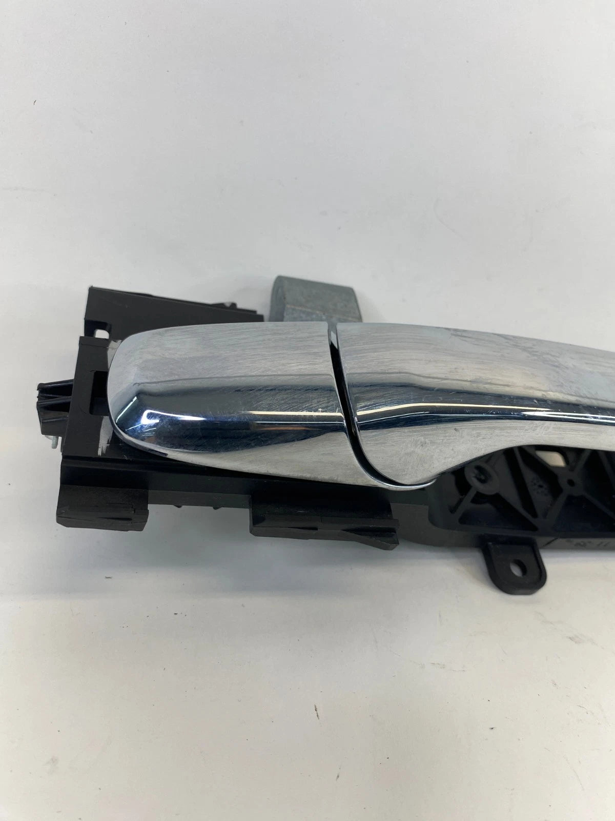 2011-2014 FORD EDGE REAR RIGHT BACK SIDE EXTERIOR OUTER DOOR HANDLE OEM