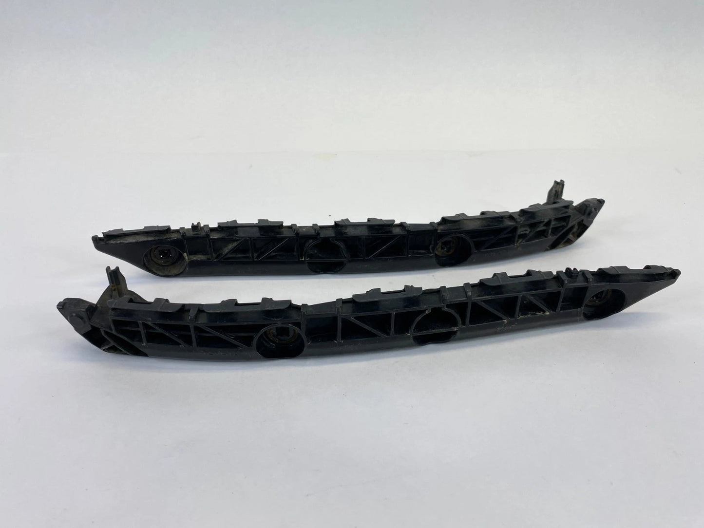2008-2015 SCION XB REAR BUMPER LEFT & RIGHT SUPPORT BRACKET SET 52576-12180