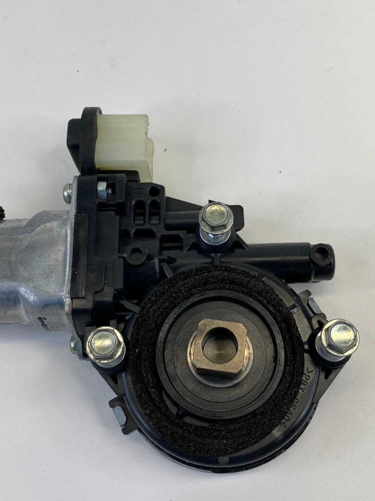 2008-2013 NISSAN ROGUE FRONT RIGHT PASSENGER SIDE DOOR WINDOW MOTOR 80730-JM00A